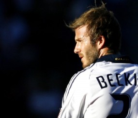 世界杯2026-布克压制级发挥，篮网关键战突围奇才—一场决定命运的唯一性对决