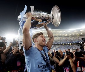 开云足球直播-中国逆转韩国，德布劳内扛起全队