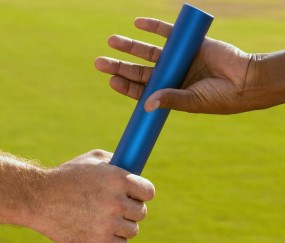 开云体育-西决生死战之夜，东契奇的攻防转换艺术