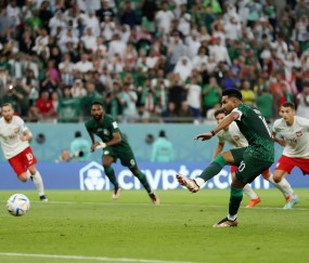 开云官方app入口-拜仁鏖战阿根廷，萨内状态火热