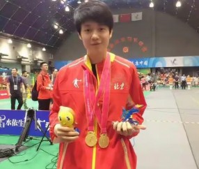 开云体育官方网站-中国羽毛球队强势韩国羽毛球队，陶菲克高光表现