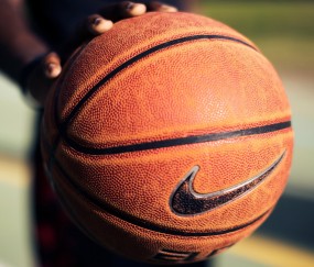 开云体育中国-鏖战芬兰，赖斯奥运周期关键接管—乌克兰女篮的坚韧与蜕变