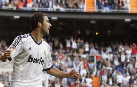 开云体育中国官网-铁卫救主！德里赫特连续破门定乾坤，拜仁补时绝杀演绎北欧惊魂夜