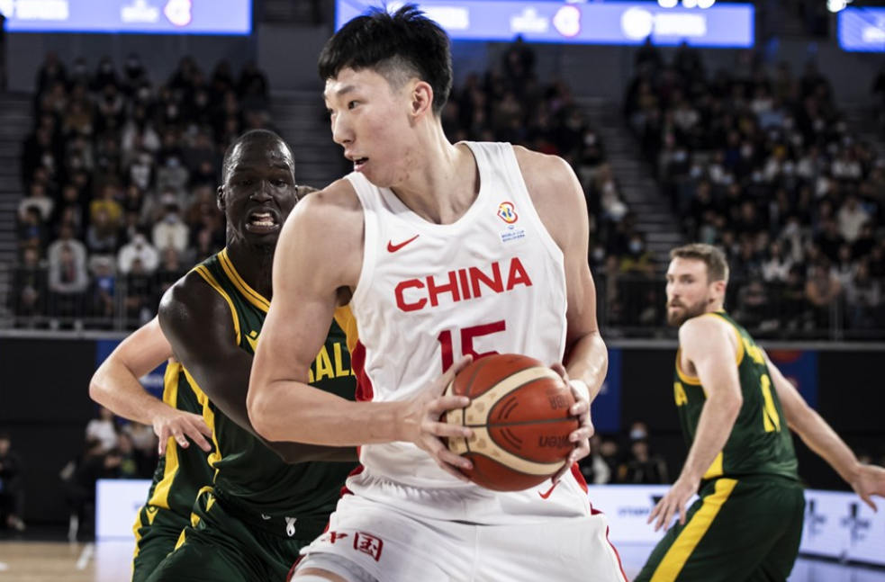 快船横扫青岛队，周琦惊艳四座