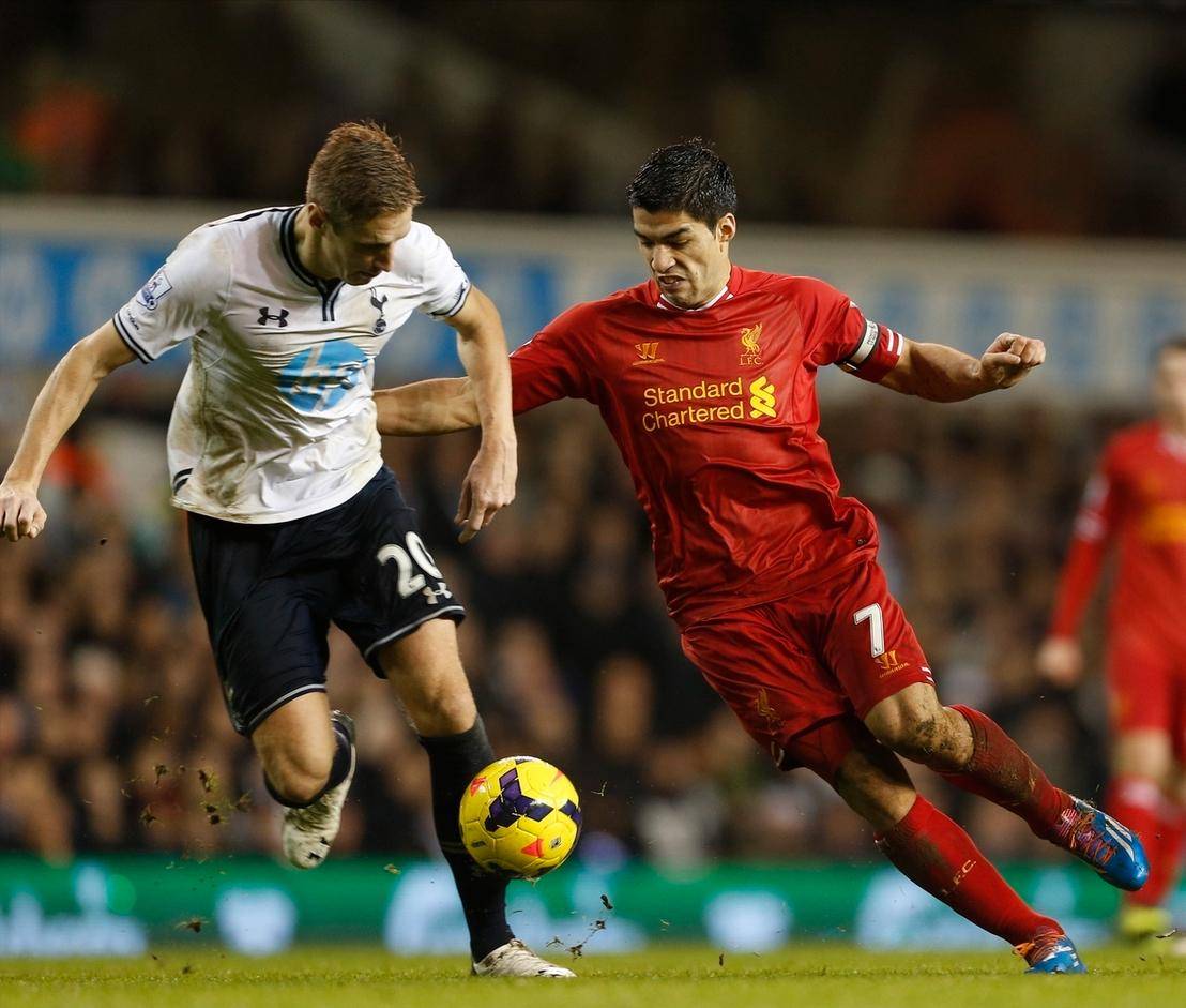 哥伦比亚翻盘利物浦，苏亚雷斯状态火热