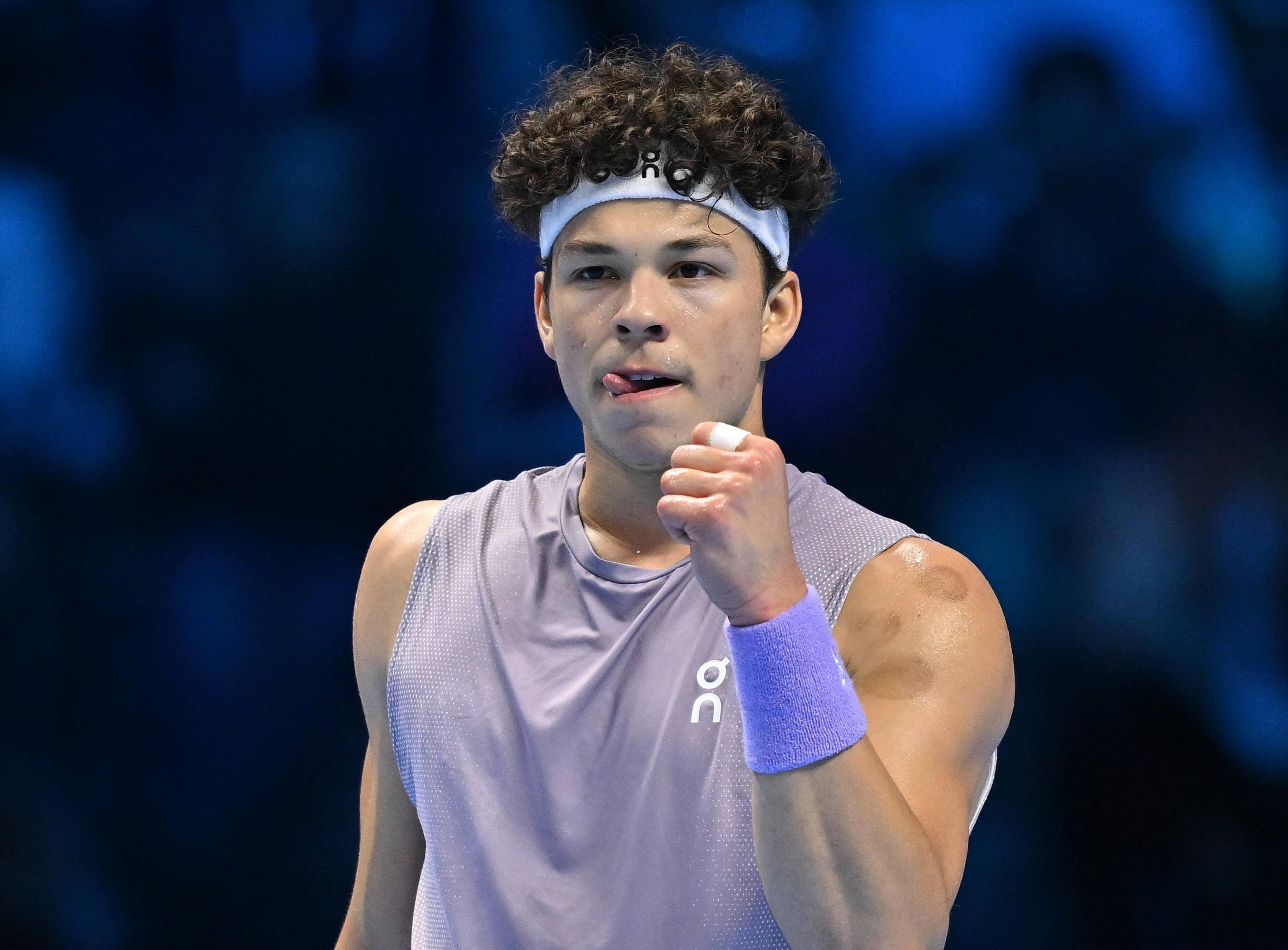 ATP总决赛碾压温网，兹维列夫统治全场