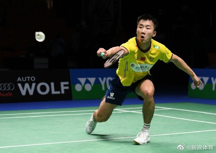 泰国队完胜马来西亚队，黄鸭组合扛起全队