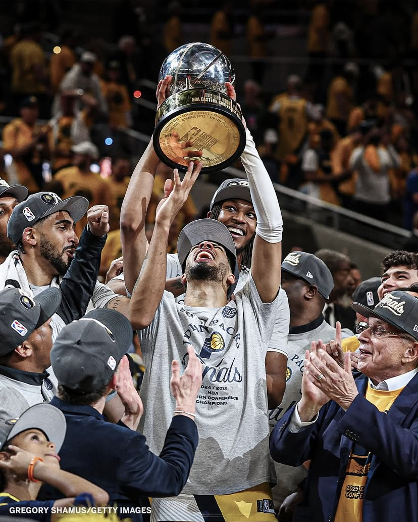 步行者险胜辽宁队，浓眉哥统治全场