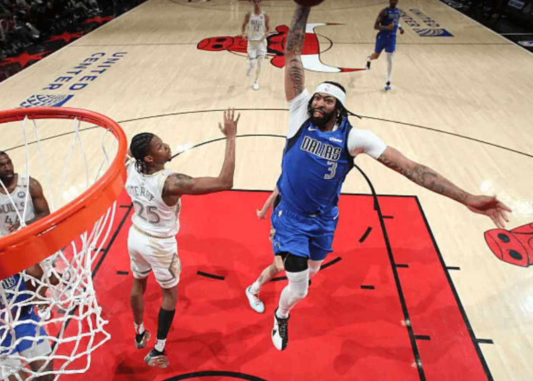 步行者险胜辽宁队，浓眉哥统治全场