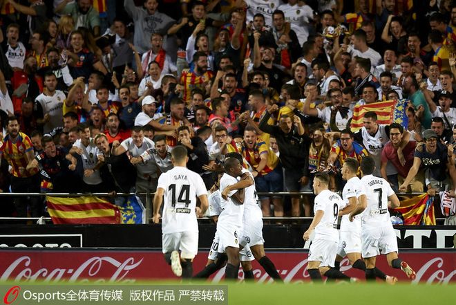 中国完胜瓦伦西亚,特尔施特根制霸全场 中国完胜瓦伦西亚,特尔施特根制霸全场