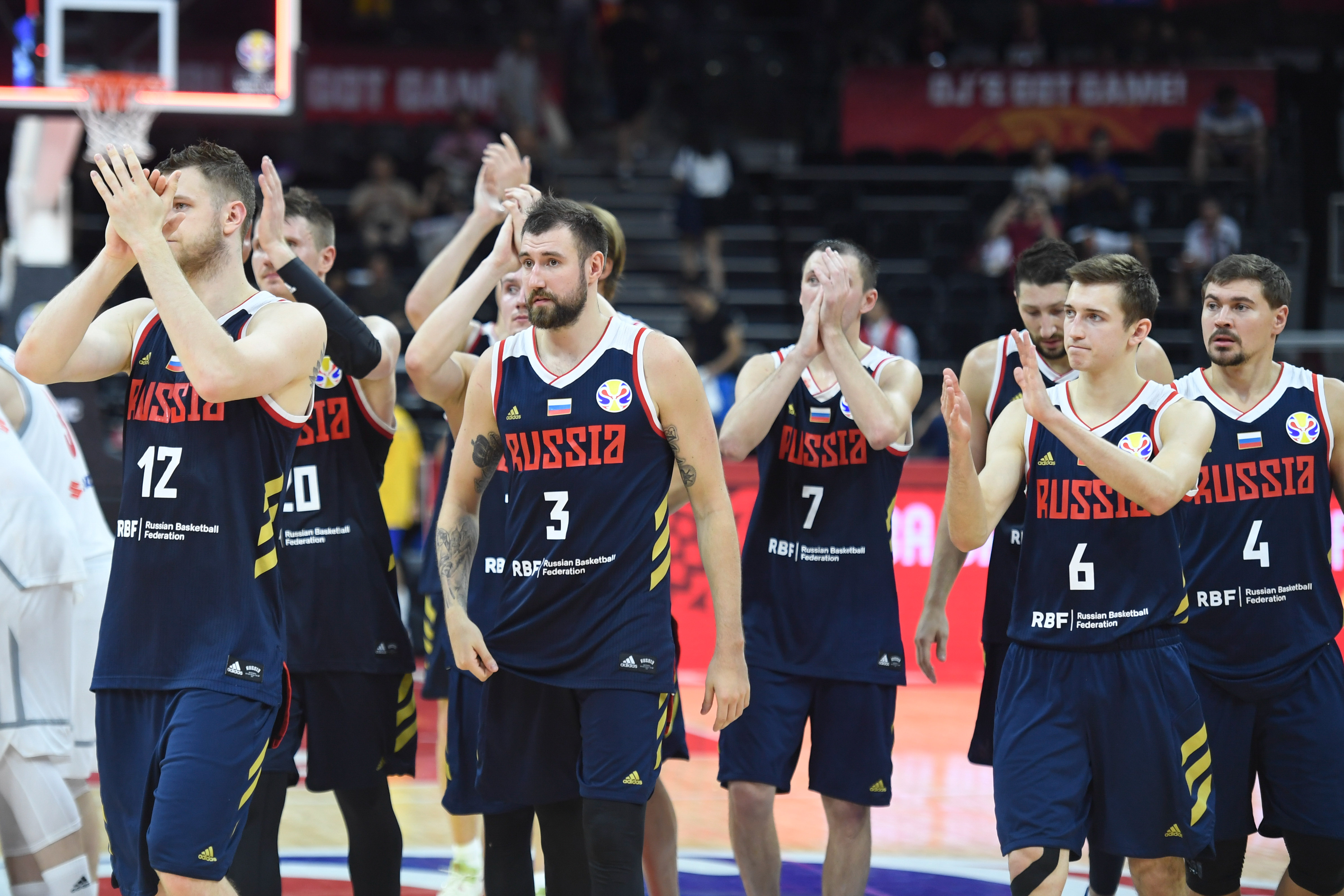 波兰队轻取韩国队，梁靖崑惊艳四座