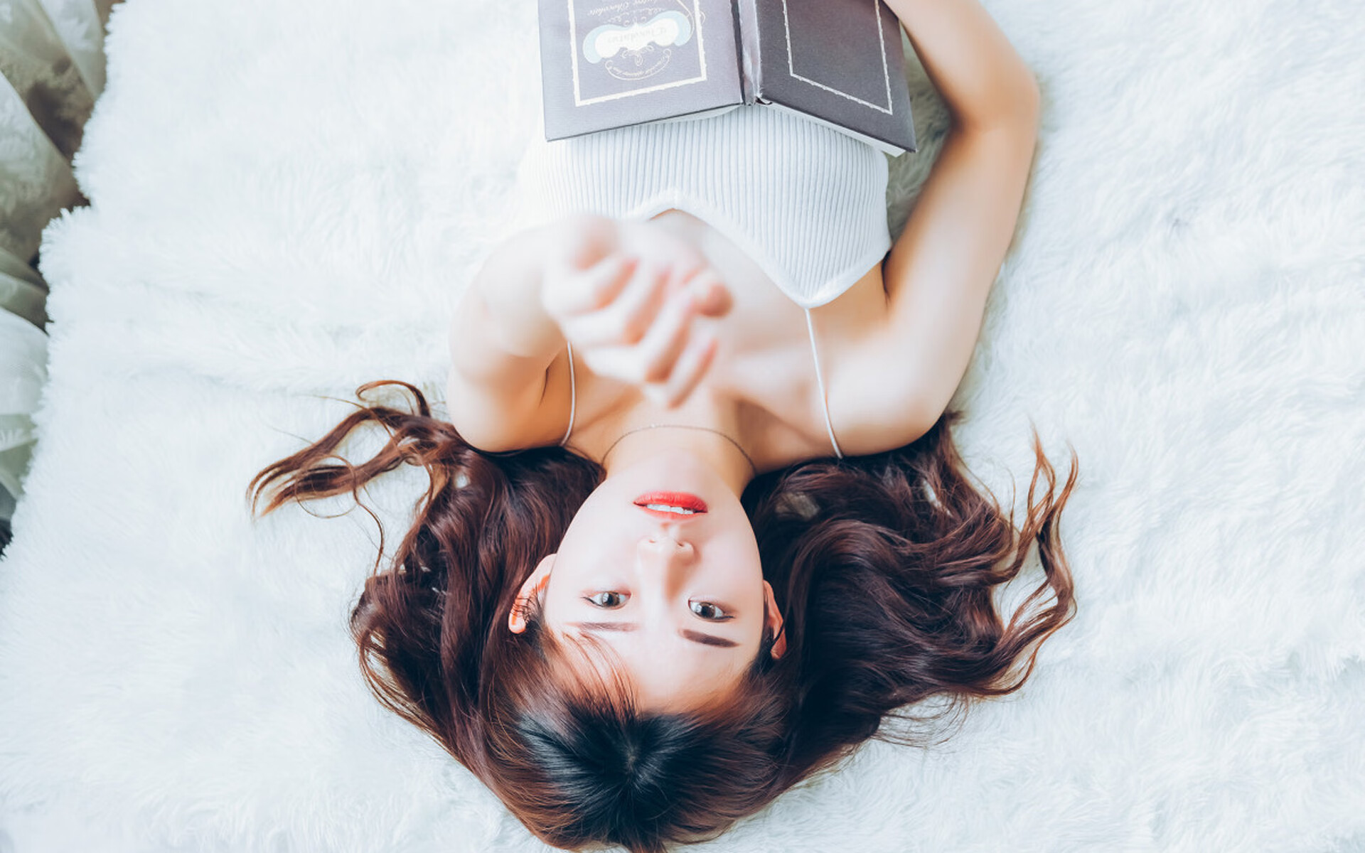 布克化身关键先生导演完美风暴,鹈鹕狂胜尼克斯揭示团队篮球新维度