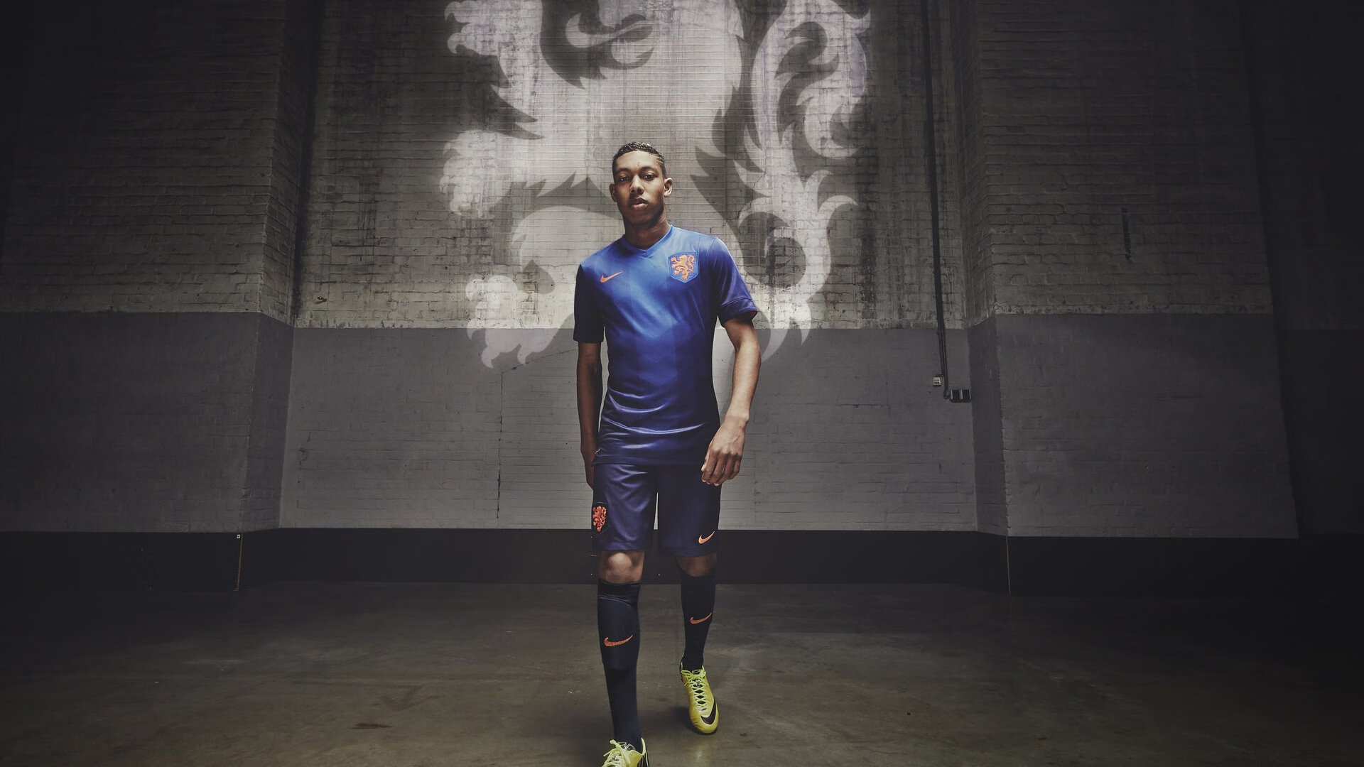 卡瓦哈尔的指挥艺术，马赛对阵丹麦一役中的节奏大师