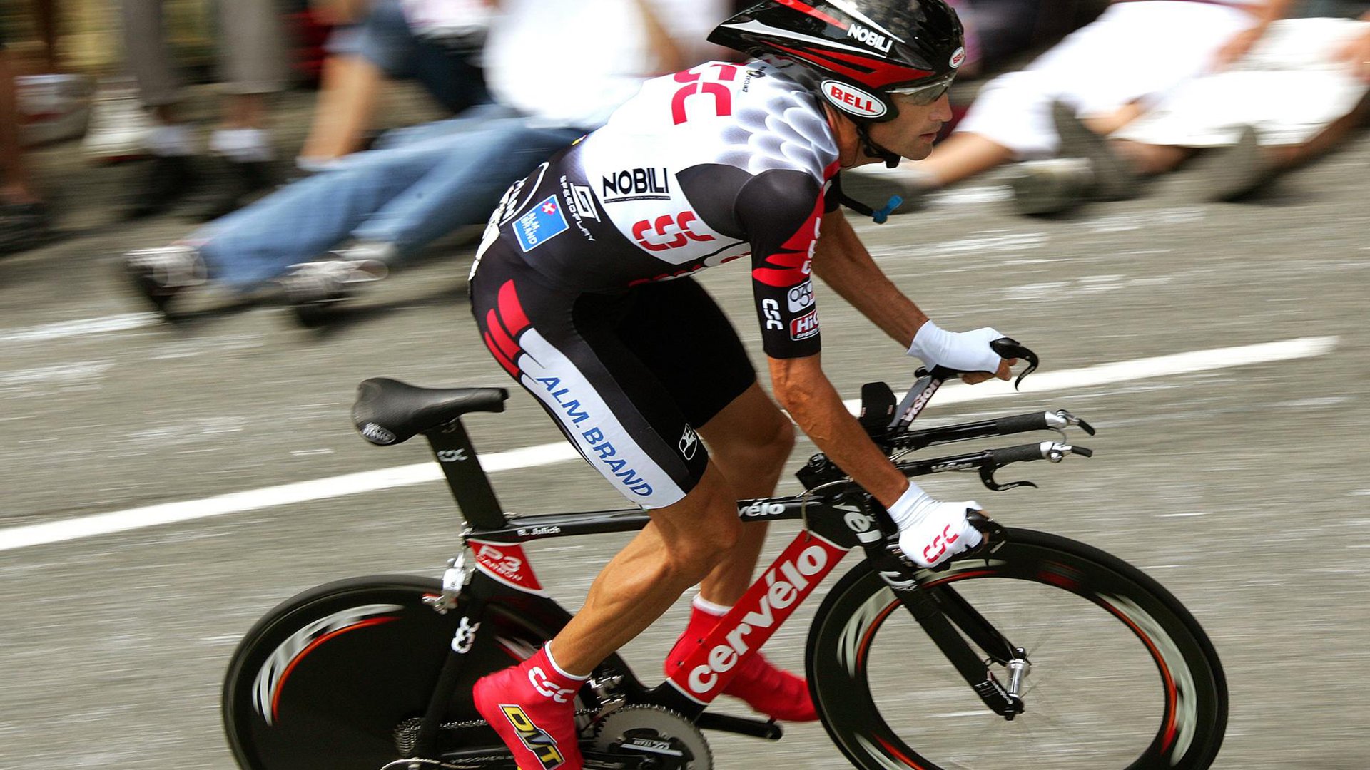 魔术爆冷凯尔特人，浓眉在季后赛抢七接管比赛