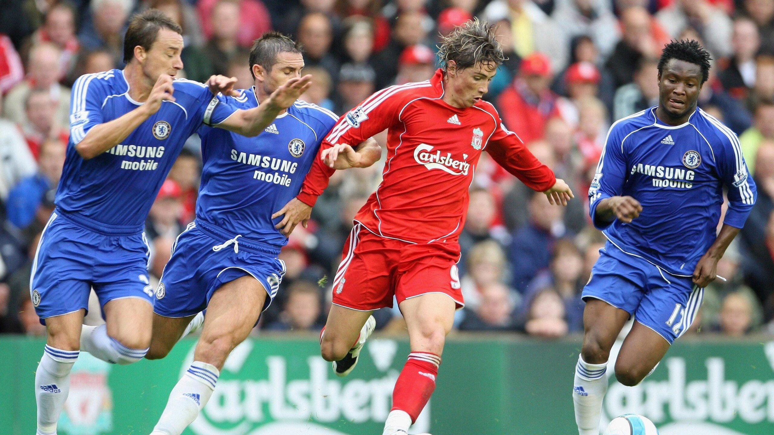 德甲争冠战之夜，法比尼奥攻防两端的统治艺术