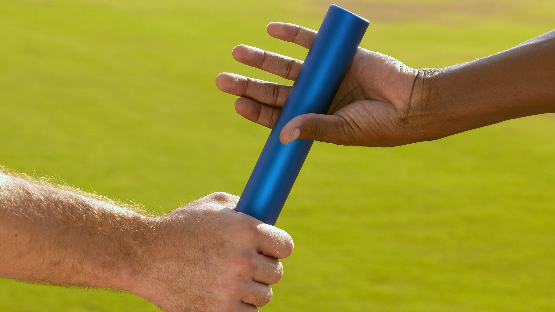 马赛强行终结皇马不败神话，莱万绝杀完成自我救赎