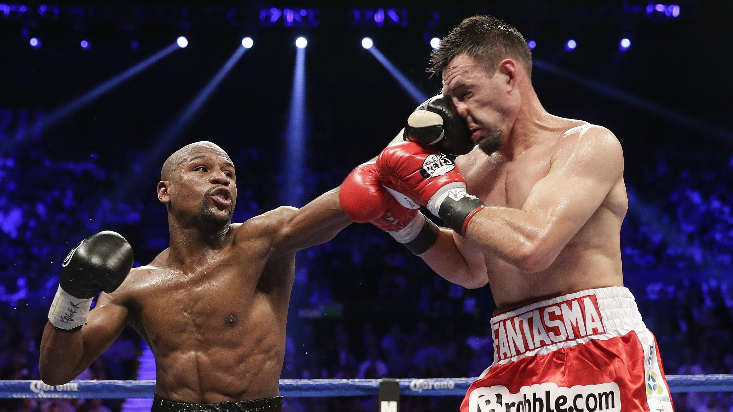 世界排名争夺战焦点战，皇马战术革新击溃AC米兰，欧洲足坛格局再起波澜