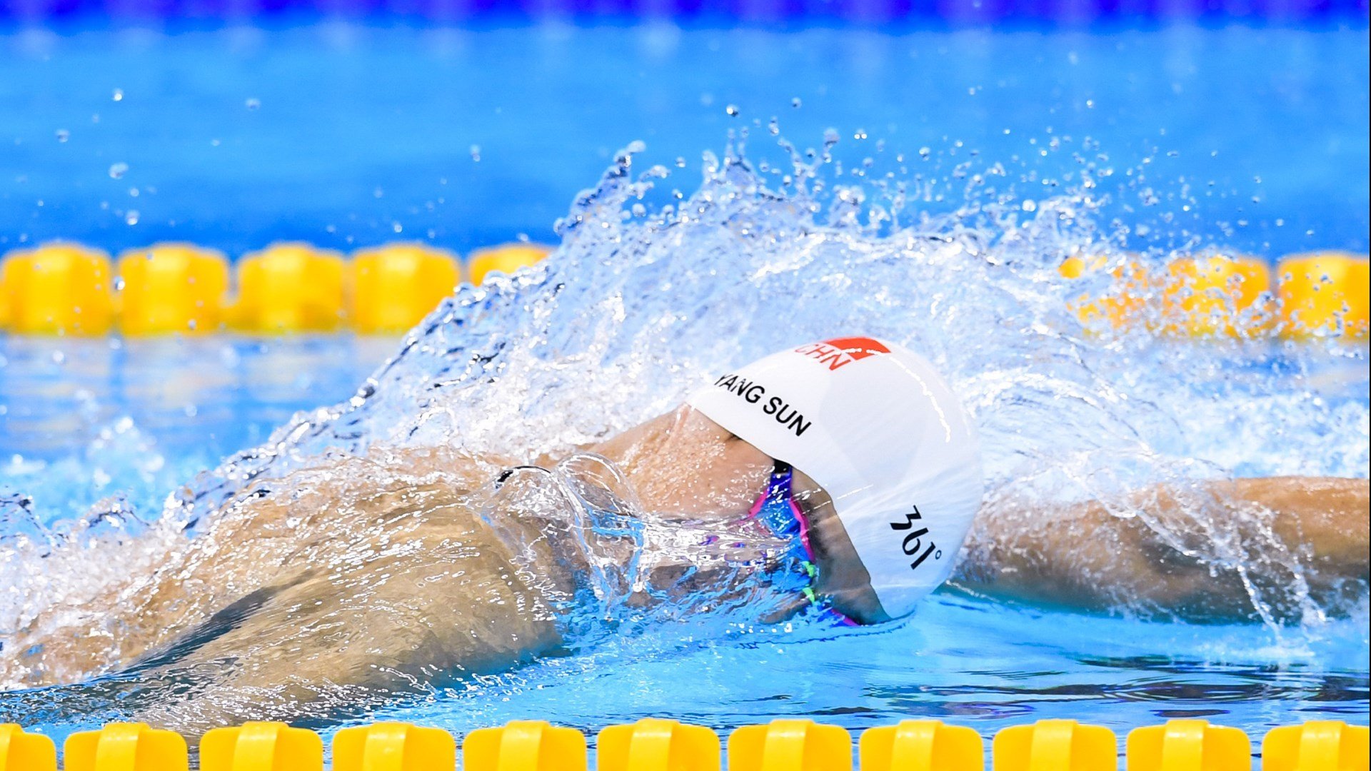 跨界传奇，当米切尔的F1争冠意志注入上海队，逆转凯尔特人的奇迹之夜